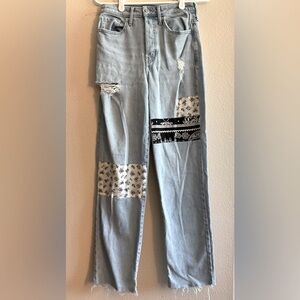 Hollister Ultra High Rise Vintage Straight lLight Blue‎ Patchwork Women Jeans